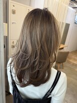 ライツ オオサカ(Litze osaka)&nbsp;白髪ぼかし×レイヤースタイル【中阪】