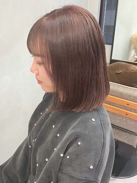 ミュラ(mulah) ブリーチ透明感カラーラベンダーベージュ＊切りっぱなしボブ