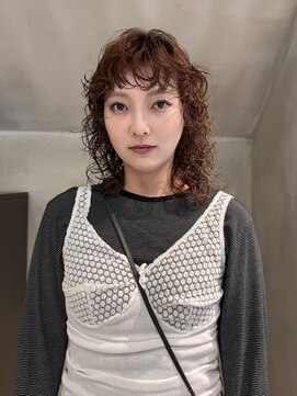 ニキータ(Nikiita) 外国人風なパーマ　S32