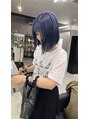 ニィー バイ ディコ(nii by Dico) パツっと切りっぱなしボブにブリーチベースの爽やかブルー☆