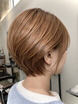 フリック 京都河原町店(FLICK)&nbsp;★レイヤーショート/大人可愛い丸みショート/白髪ぼかしカラー