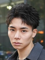 レタッチバイフィフス(RETOUCH by fifth)&nbsp;原宿ルーズショートメンズパーマ波巻きシャドウパーマ刈り上げ