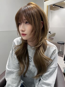 ヴィヴィー 青山表参道店(ViVIE) ハイレイヤー/ブリーチなしヘーゼルベージュ