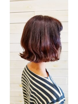 ラック 辻堂(LUCK) 切りっぱなしボブ