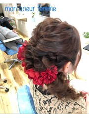 編みおろしヘアアレンジ