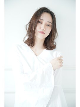 ナオシ トレス 富雄店(nao*c tres) 【奈良/富雄nao*c】ひし形シルエット切りっ放し外ハネミディー