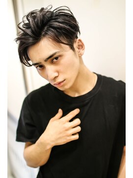 トルネード(TORNADO) 大人外国人風ハイライトパーマ アップバングソフト刈り上げ