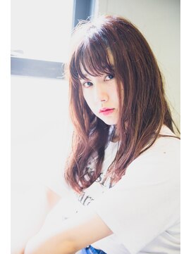 ミエル ヘア 新宿(miel hair) 〈mielhair新宿〉大人可愛いナチュラルセミディ