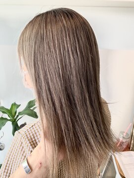 ケイト(kate) kate 大宮 ミルクティーペールベージュ