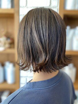 セラヴィ 【c'elavie 赤坂】外ハネボブ×アッシュブラウン