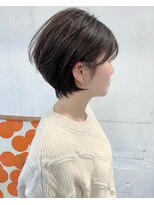 スタンス(stance) 小顔引き締め効果で重く見えない~暗めマニッシュショート!