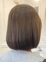 カムジーヘッドカミノウラ(COMEGHEAD KAMINOURA)&nbsp;ダブルカラーミルクティーベージュカラーケアブリーチ韓国ボブ