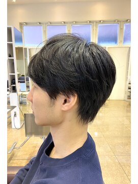 レッド(ReD) メンズ　マッシュ　センターパート　ウルフ