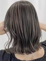 ネックス 表参道本店(nex)&nbsp;デザインカラーレイヤーカットウェットヘアオリーブベージュ白髪