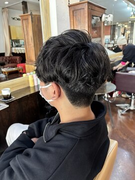 シャンプーボーイアネックス(SHAMPOO BOY Annex) メンズマッシュ　緩めツイストスパイラルパーマ　佐世保