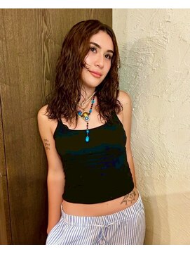 バディヘア アムル(BUDDY HAIR amour) 【栄　矢場町　大須】　カーリーパーマ　ロングパーマ