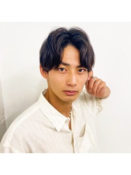 ファルベ(Farbe) スパイキーショートブルーブラックフェザーパーマサーフカール