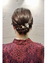 サンジュウナナドシー 大宮東口店(37.0℃)&nbsp;タイトめシニヨン