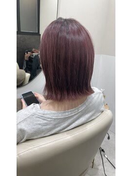 ルオーブ(L'aube) ベビーピンクモテカラー切りっぱなし外ハネボブ