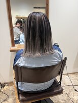 リフル 八王子(RIFULL) ハイライト バレイヤージュ ショート レイヤー 髪質改善