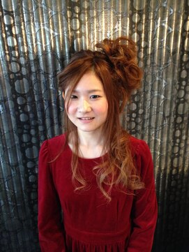 アビアンドアッシュ(Abi&Ass) もて　愛されアップスタイル