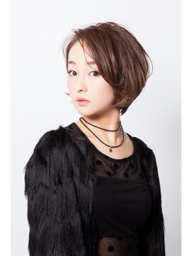 ピークアブー ワン(PEEK-A-BOO ONE) 【PEEK-A-BOO】重ためのグラデーションボブ 伊藤雨潔