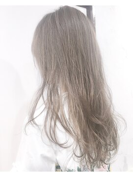 ヘアーアンドアトリエ マール(Hair&Atelier Marl) 【Marlアプリエ】ブルーラベンダーアッシュのロング