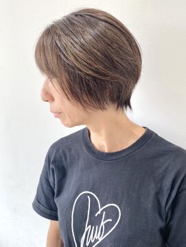 フォーク FOLK 【FOLK】小顔 丸みショート 襟足 白髪染め アッシュ ベージュ♪