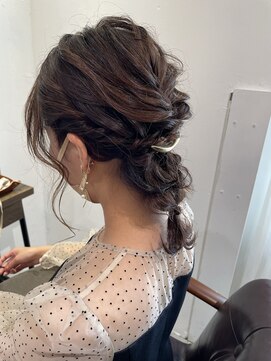 ルラン(RuLaN) ゆるふわ編みおろしヘアアレンジ