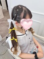 リボンで可愛さあっぷ！＊編み込みツイン＊新井
