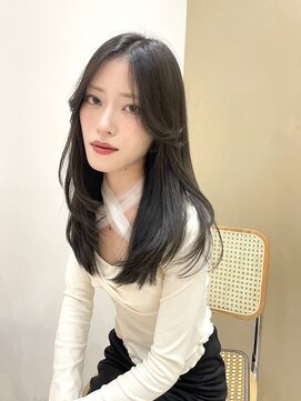 ミシェリー(misherry) レイヤーカット/艶グレージュ/アッシュカラー/髪質改善