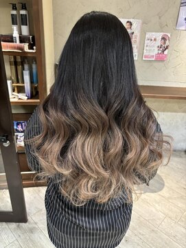 リー ヴィータ 上新庄(Lee Vita) グラデーションカラー/グレージュ/20代