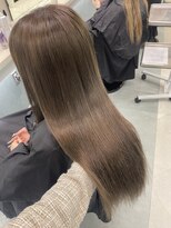 リリー(Lilley)&nbsp;マロンベージュ×姫カットレイヤー×韓国風巻き×髪質改善