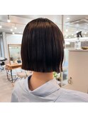 縮毛矯正/切りっぱなしボブ/ミニボブ/外ハネウエーブ