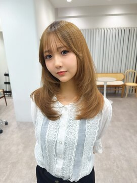 モク 立川(moc) 韓国風レイヤーカットブリーチダブルカラー前髪