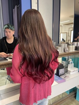 コワファースト 大分(COIFF1RST) ブリーチ履歴あり！ブラウンカラーに裾カラーパープル