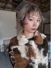 チルト(chillt.) short shaggy wolf calico cat color