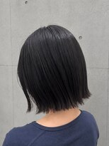 アムリタ 三鷹(AMRITA)&nbsp;外ハネ切りっぱなしボブ×ナチュラルブラック