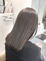 ルトワフクロマチ(Lutowa Fukuromachi)&nbsp;グレージュ×細めハイライト×セミロング/袋町/本通