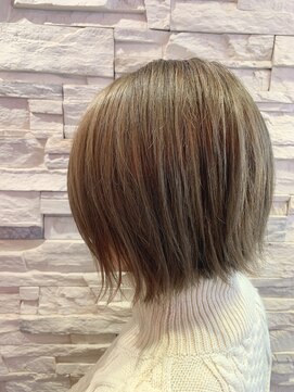 ピュア ハーツ 西尾店(Pure Hearts) 切りっぱなし×オリーブカラー[西尾/西尾駅/西尾市][西尾]