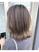 バレイヤージュ×ベージュ