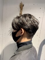 前下がりセンターパート