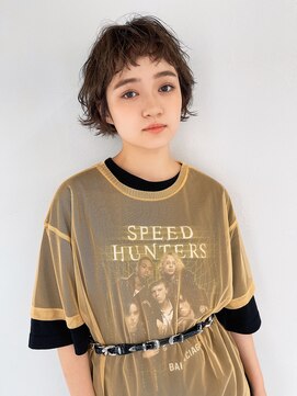 キー(kii) ナチュラルパーマショートカット