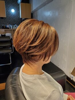 年齢を重ねた髪や頭皮のお悩みを解決してくれる☆ライフスタイルに合わせた提案で、理想のスタイルを実現♪