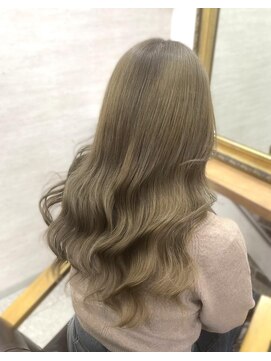 クラビス(CLAVIS) グレージュカラー◎