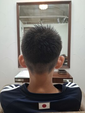 ロマン バイ ルームス(浪漫 by ROOMS) 刈り上げ/メンズカット/スクールカット/10代/20代/戸塚