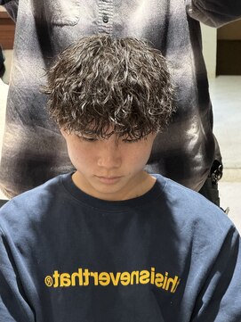 クール 大和八木駅前店(Coeur) 奈良/橿原/大和八木/縦落ちツイストスパイラルパーマ