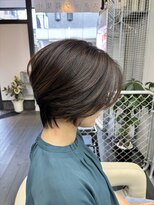 ミミトモリト&nbsp;30代40代50代小顔ショートボブナチュラルハイライト