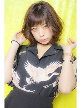 アマンドール(Aman D'or) 外ハネスウィングボブ×マットアッシュ