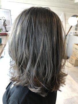 シキ(C key) グレージュ